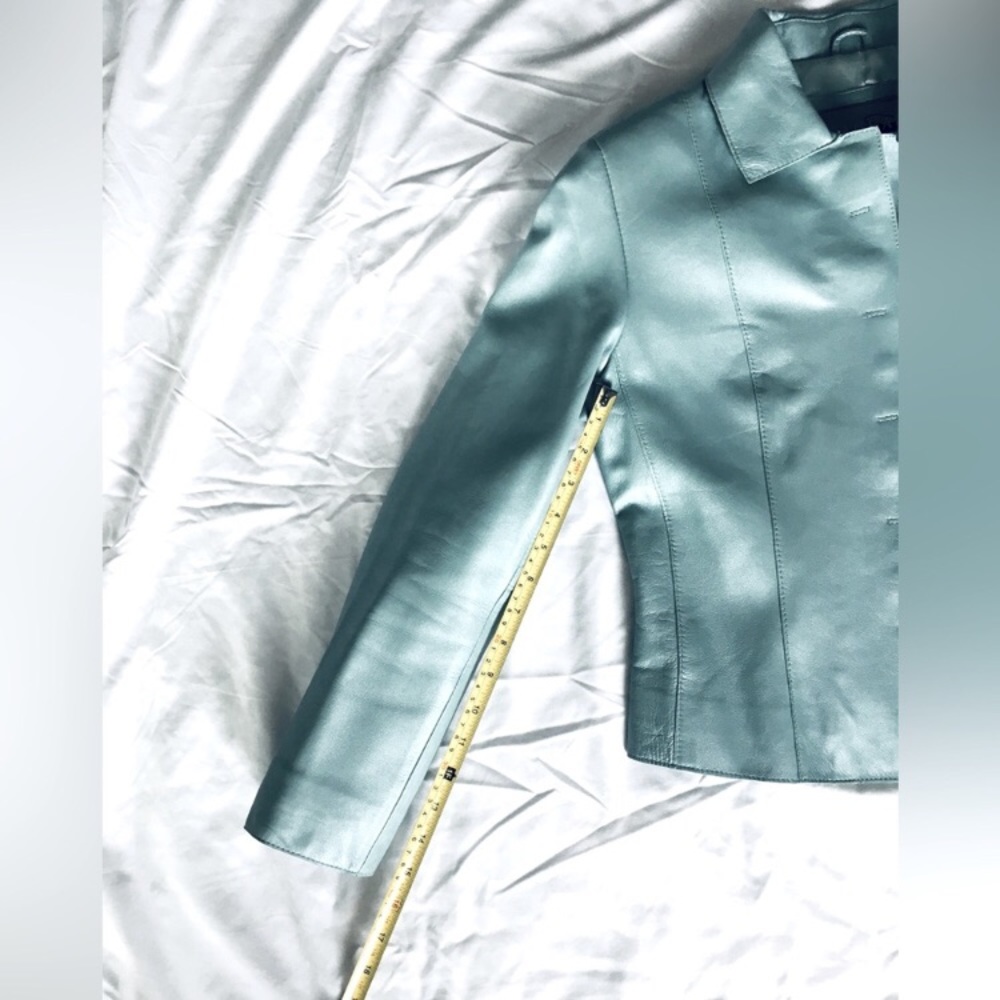 Y2k gorgeous Saguaro light blue metallic/iridescent genuine leather short jacket - Picture 4 of 9